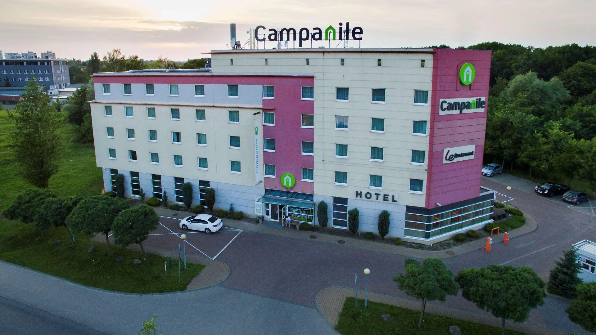 Campanile Poznan contacts