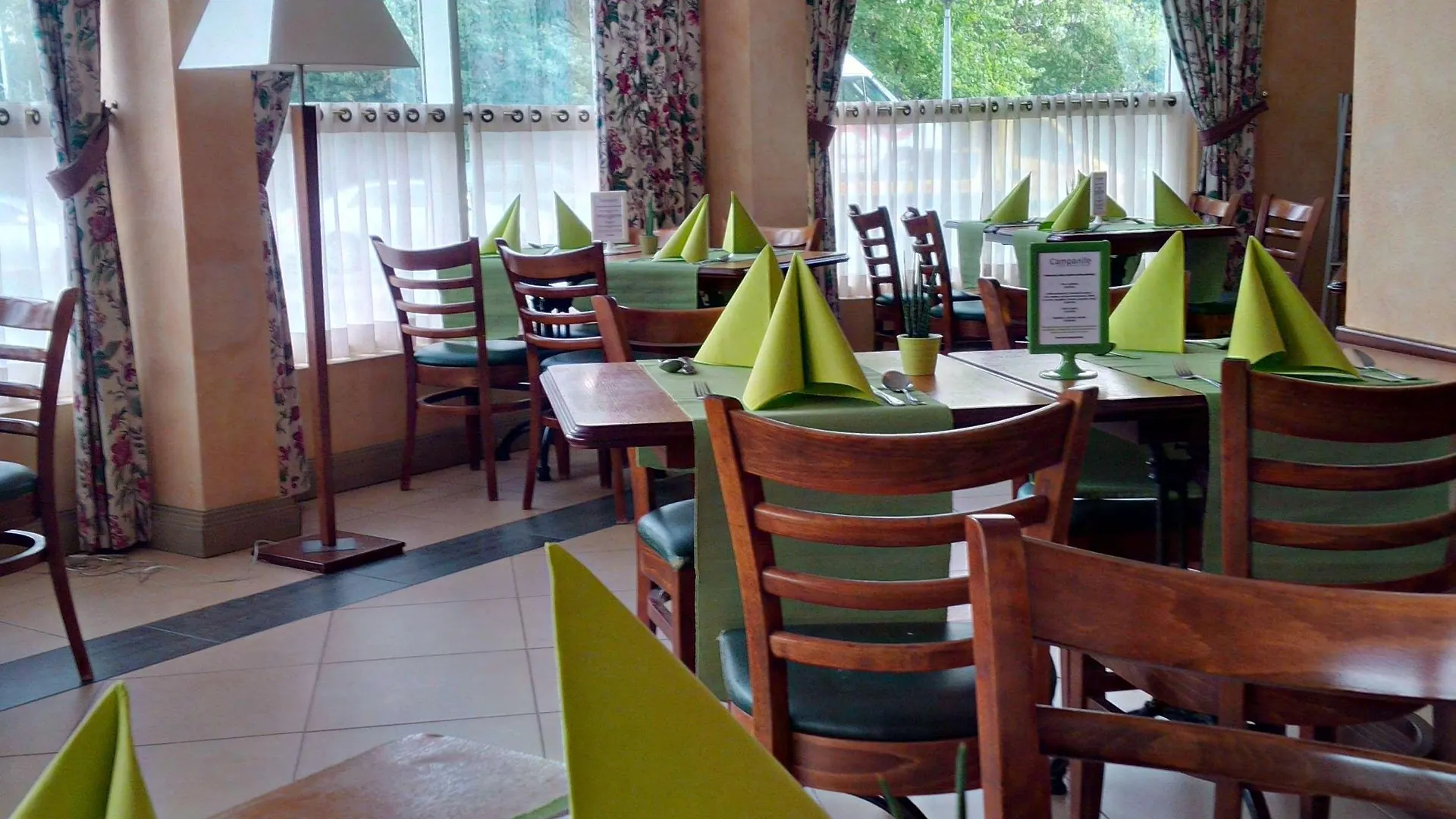 Hotel Campanile Posen 2*,  Polen