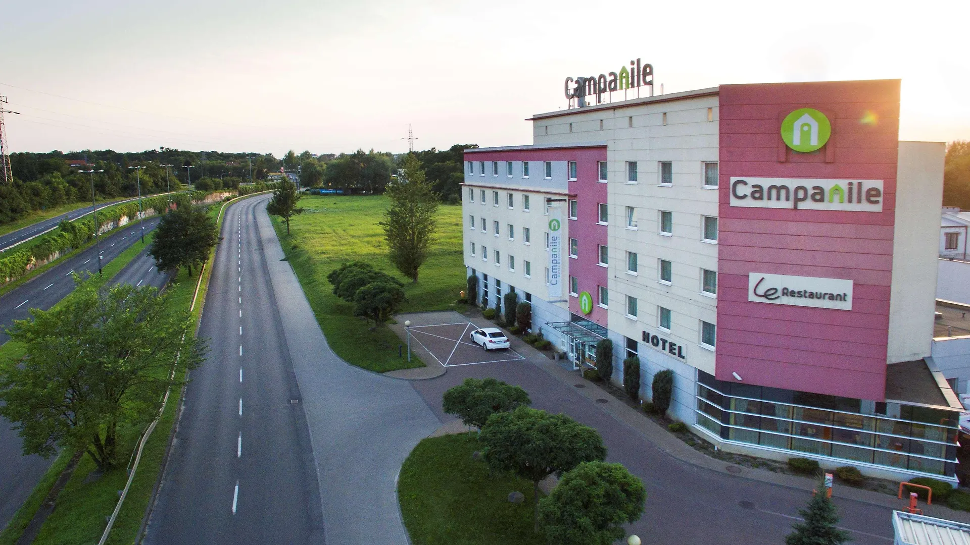 Hotel Campanile Poznan